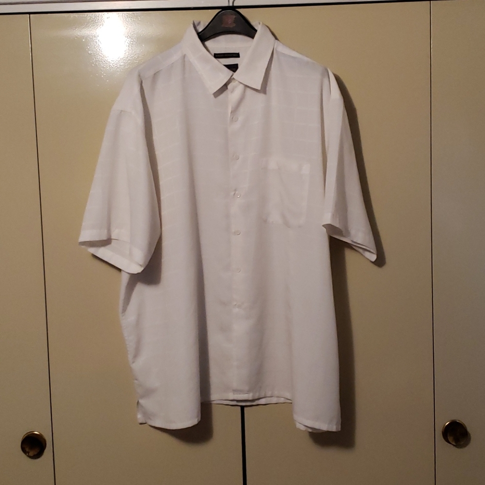 White casual shirt